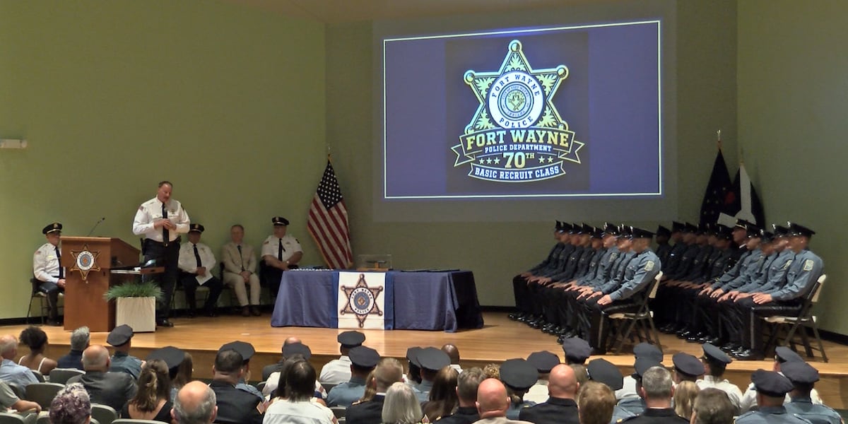 FWPD celebrates 70th recruit class with graduation ceremony