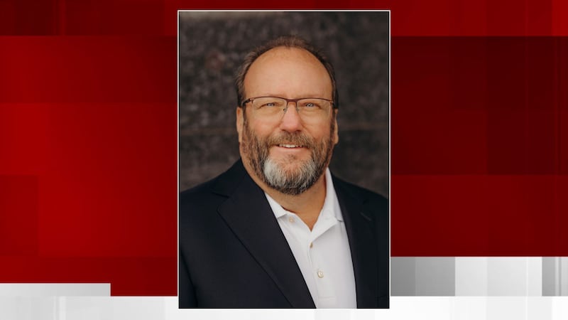 Moss wins GOP nomination for Allen County commissioner seat